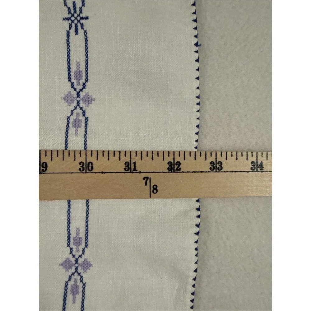 Vtg Cross Stitch Cotton Tablecloth 33
